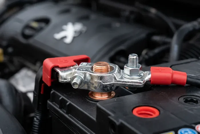 Cosse de batterie neuve pour Peugeot 5008